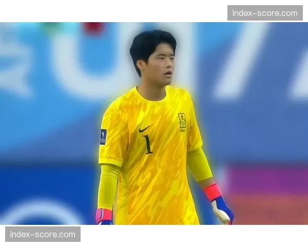 聚焦：点球门将的必修课——探访狼队门将教练何塞·萨的扑点训练